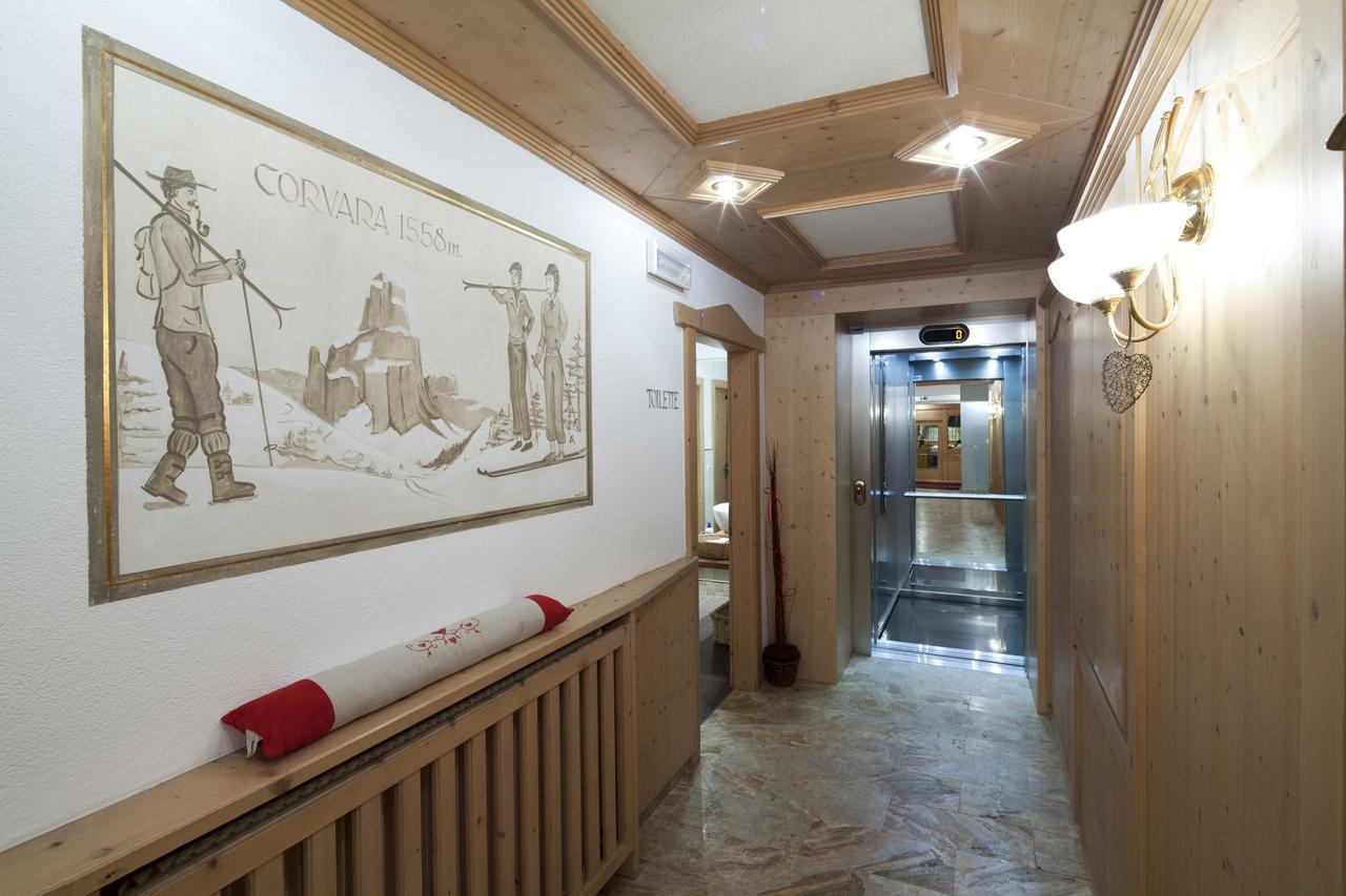 Hotel Christian Corvara In Badia Exterior photo